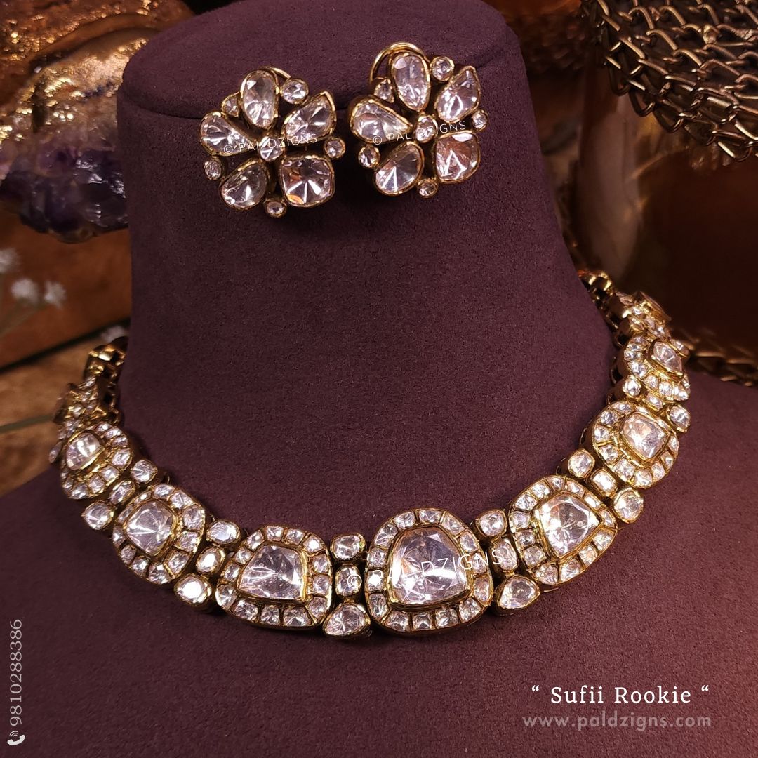 Sufii Rookie Antique Moissanite Polki Necklace Set