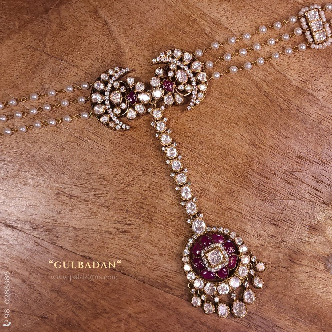 Gulbadan Mathapatti in Moissanite Polki