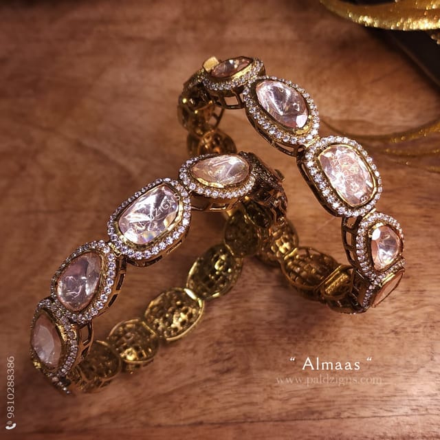 Almaas Antique (2-10" Size) Moissanite Polki Bangles