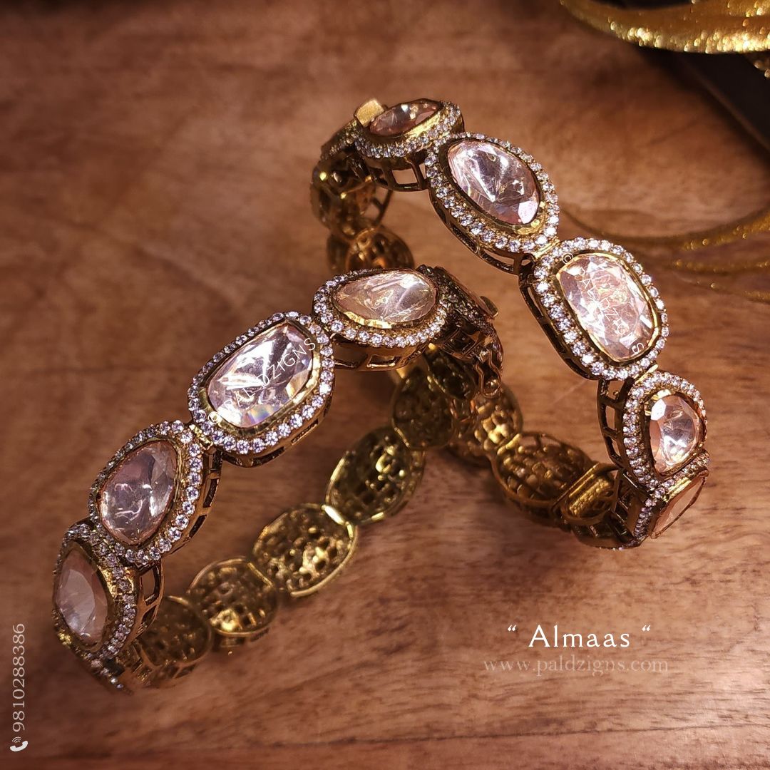 Almaas Antique (2-10" Size) Moissanite Polki Bangles