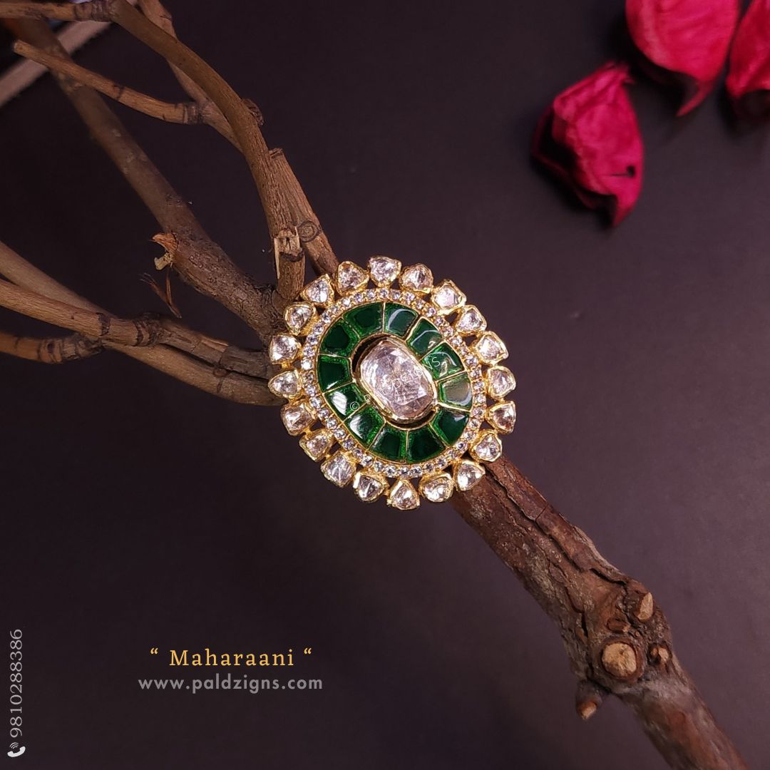 Maharaani Small Gold Moissanite Polki Ring