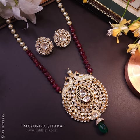 Mayurika Sitara Gold Moissanite Polki Pendant Set Mayurika Sitara Gold Moissanite Polki Pendant Set