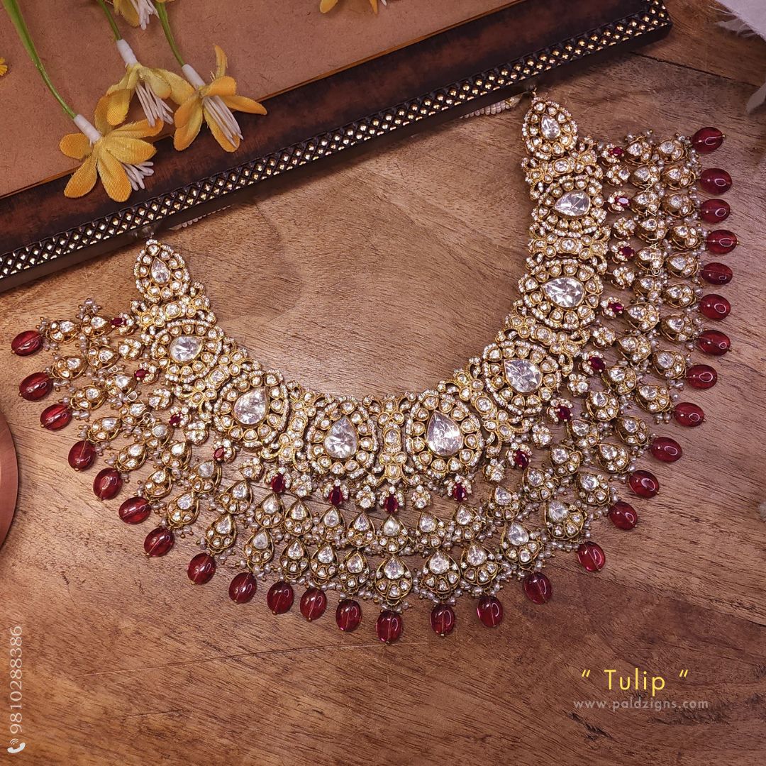Tulip Moissanite Polki Necklace