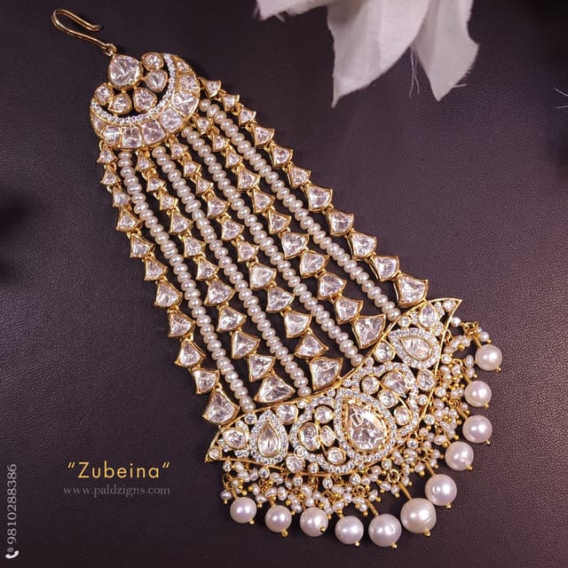 Zubeina Gold Moissanite Polki Jhummar