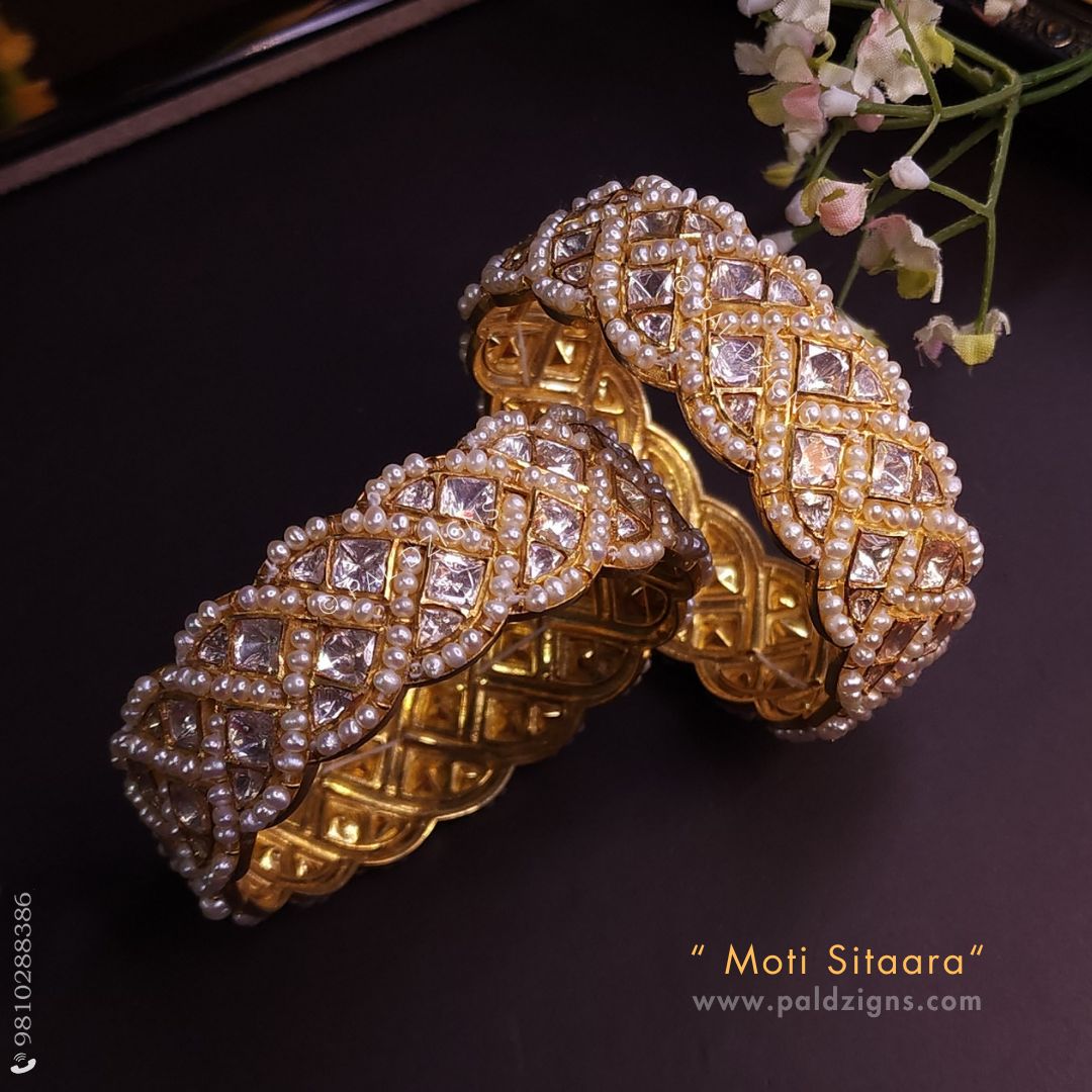 Moti Sitaara 2-4" Size Moissanite Polki Bangles (Pair)