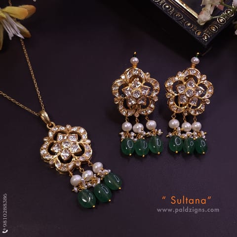 Sultana Moissanite Polki Pendant Set
