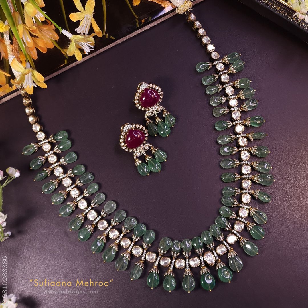 Kaalindi Moissanite Polki Necklace Set