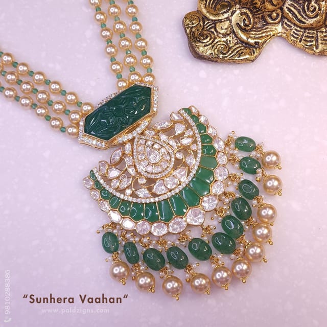 Sunhera Vaahan Moissanite Polki Pendant 