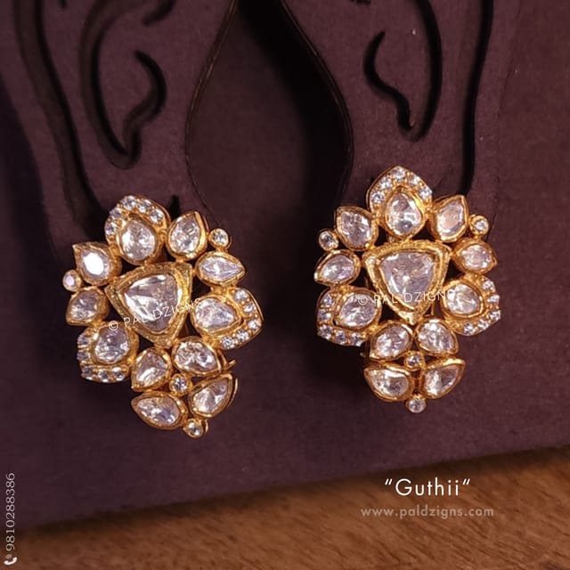Guthii Moissainte Polki Studs