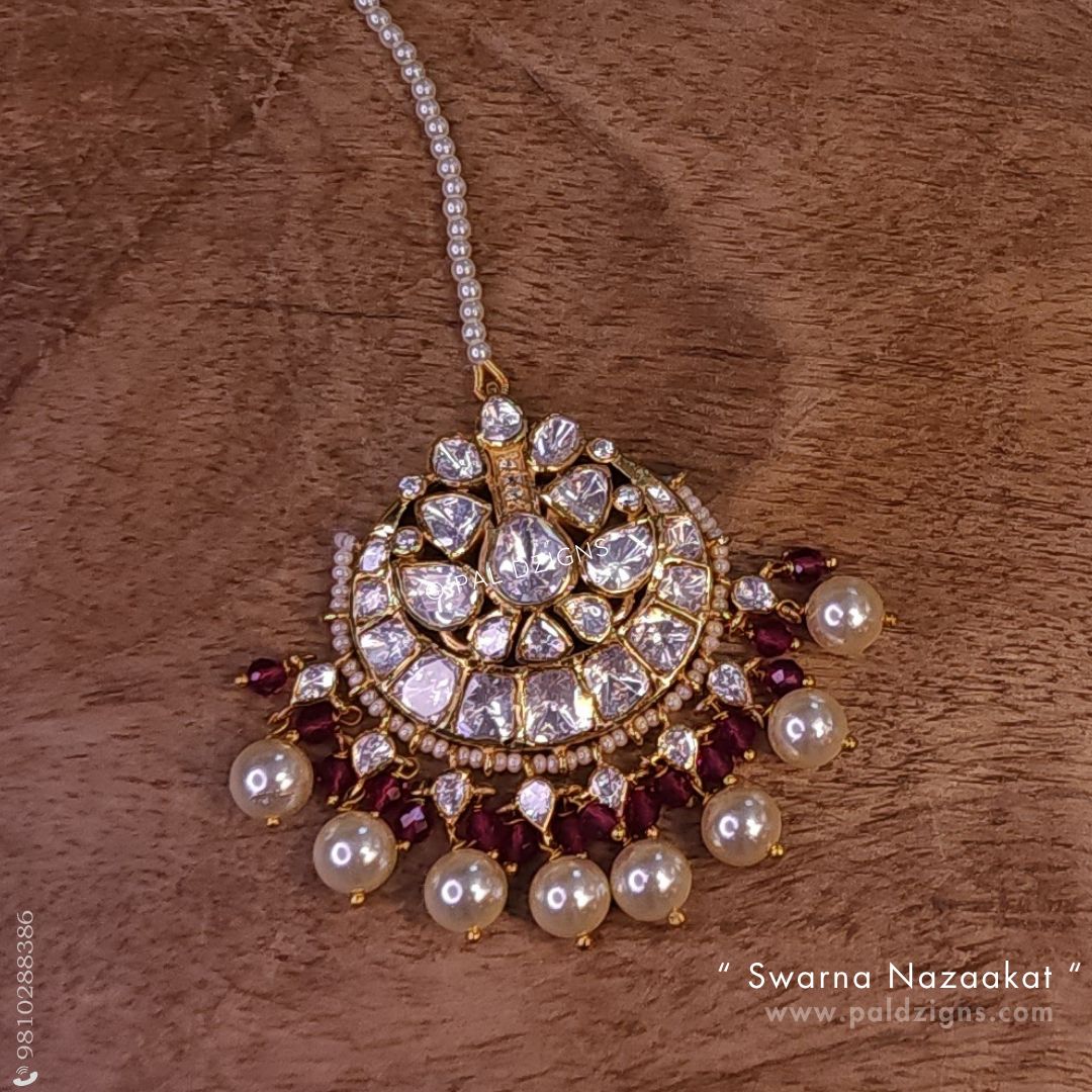 Swarna Nazaakat Moissanite Polki Tika