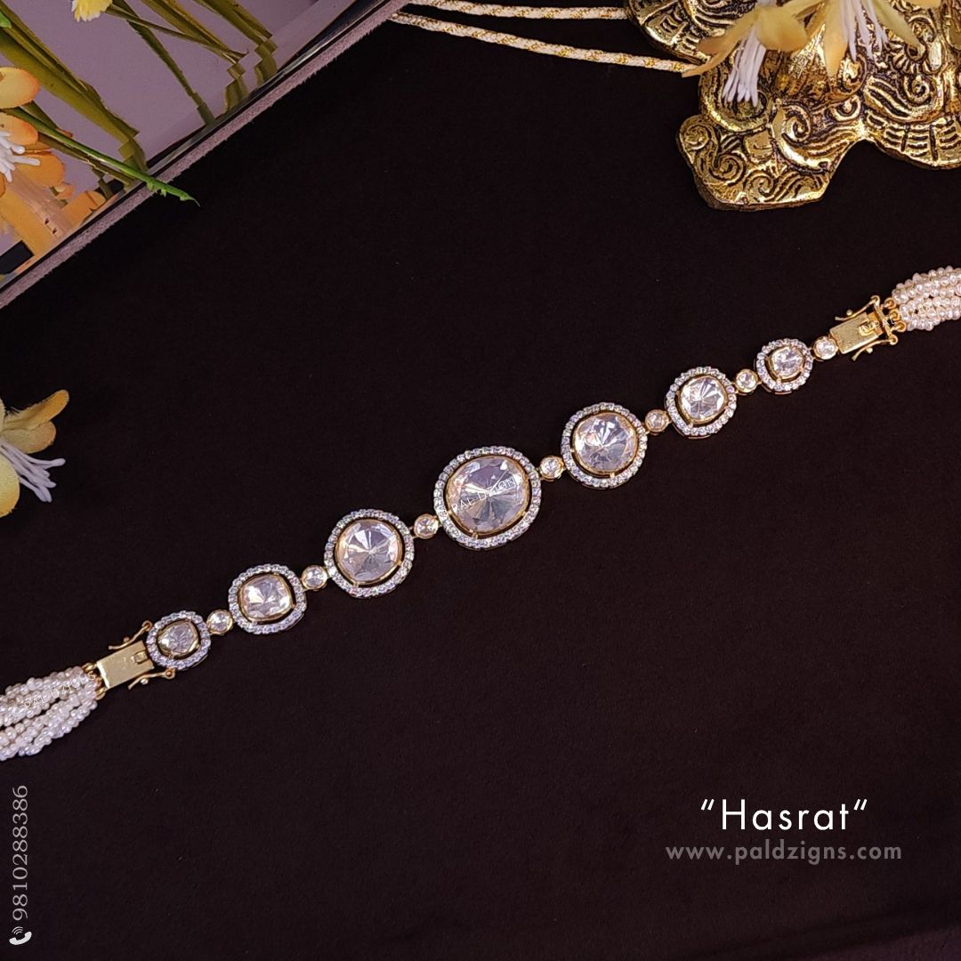 Hasrat Moissanite Polki Choker And Bracelet
