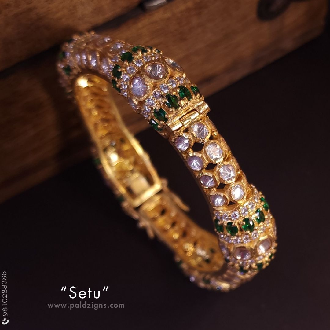 Setu 2-4" Size Moissanite Polki Bangle (Single)