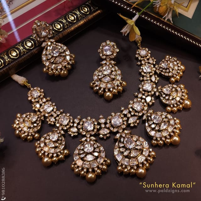 Sunhera Kamal Moissanite Polki Necklace Set
