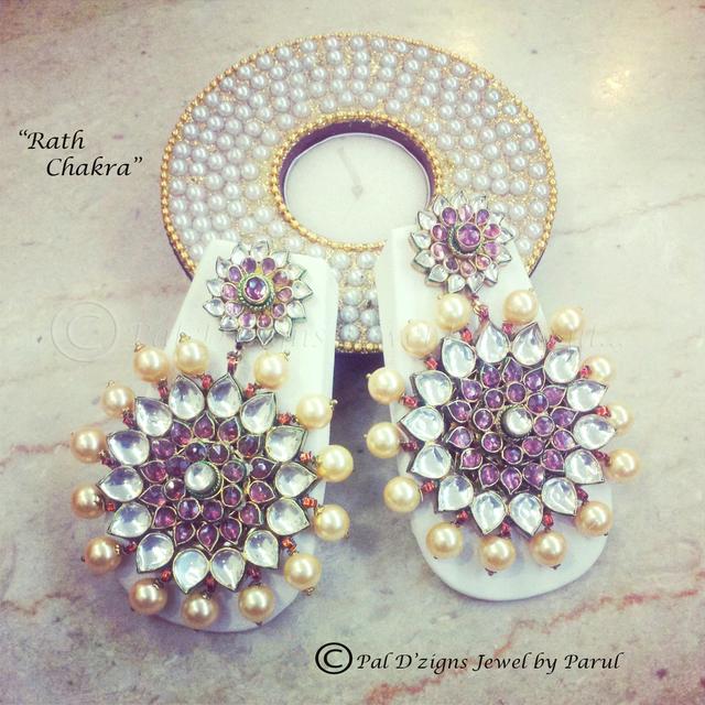 Rath chakara Earring