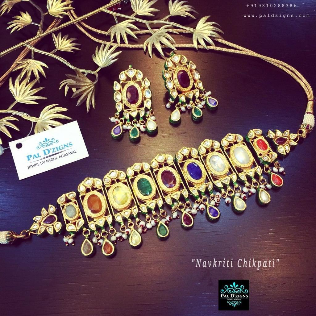 Navkriti Chikpati (Kundan choker)