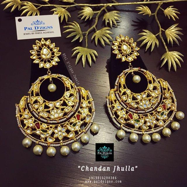 chandan jhulla earing
