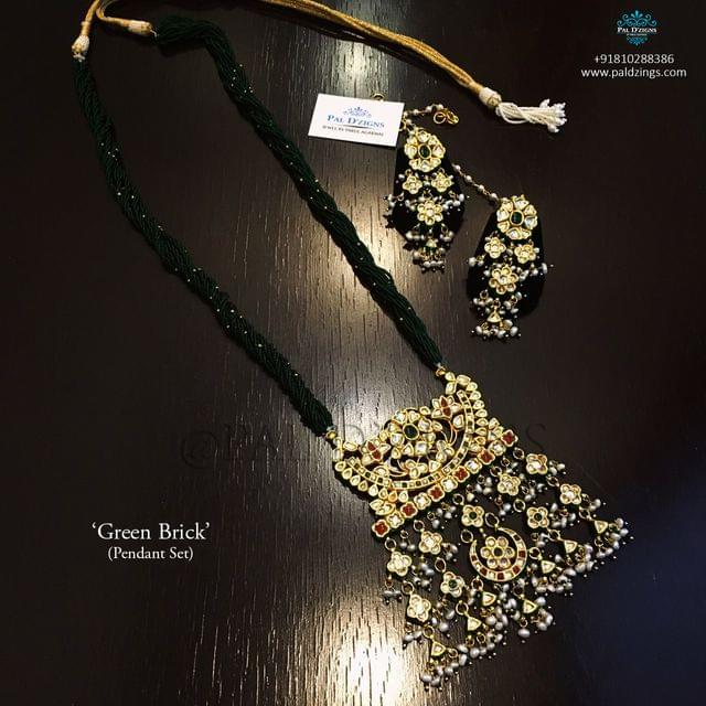 Green Brick Kundan Set